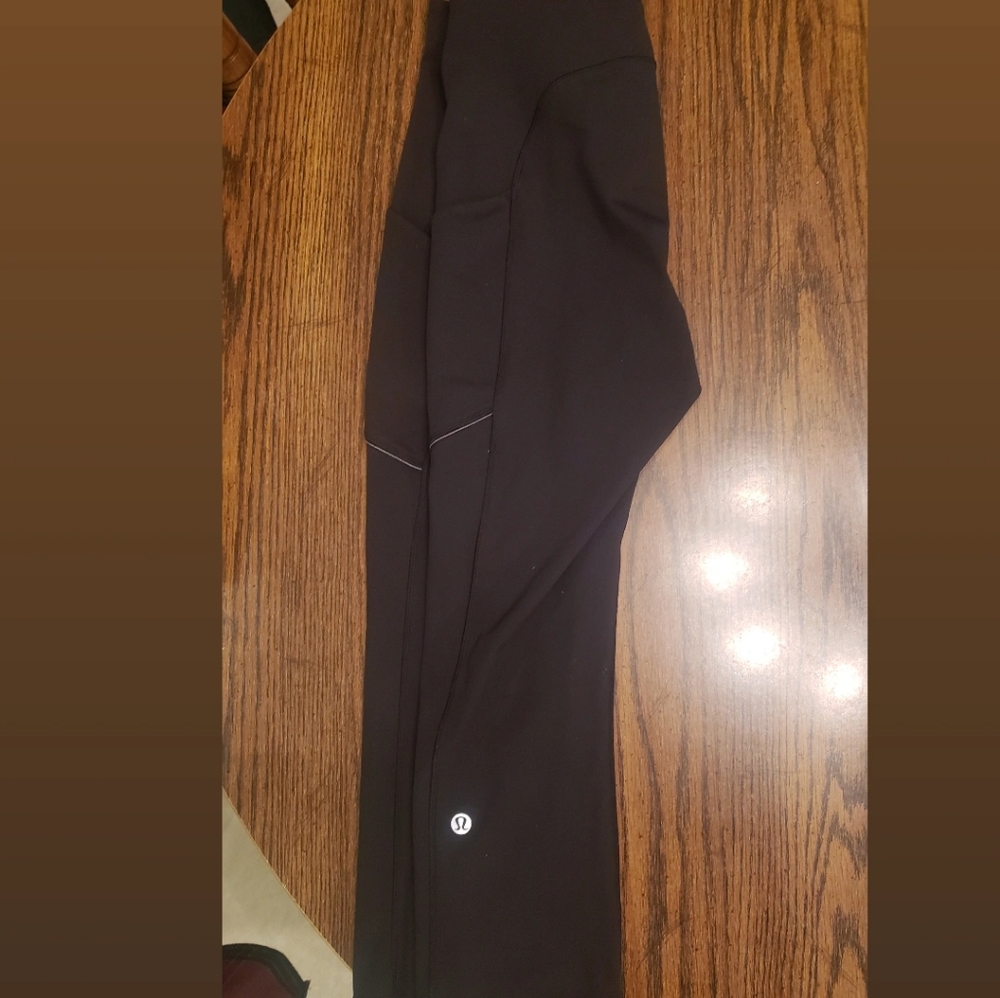 Black Lulu Cropped Leggings